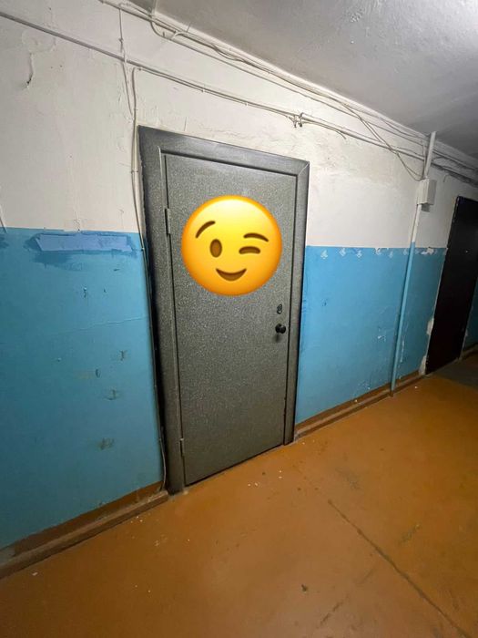 -Продам комнату в общежитии