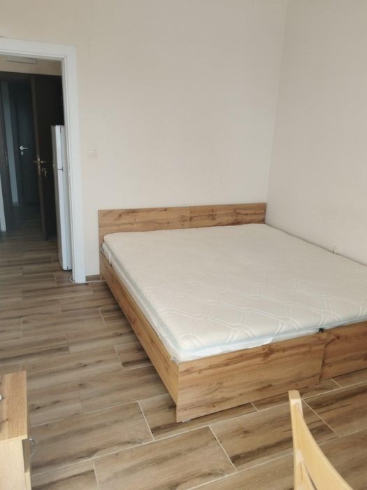 Дава се под наем Тристаен апартамент в Пловдив, Остромила - 120 кв.м за 375 € - Снимка #4