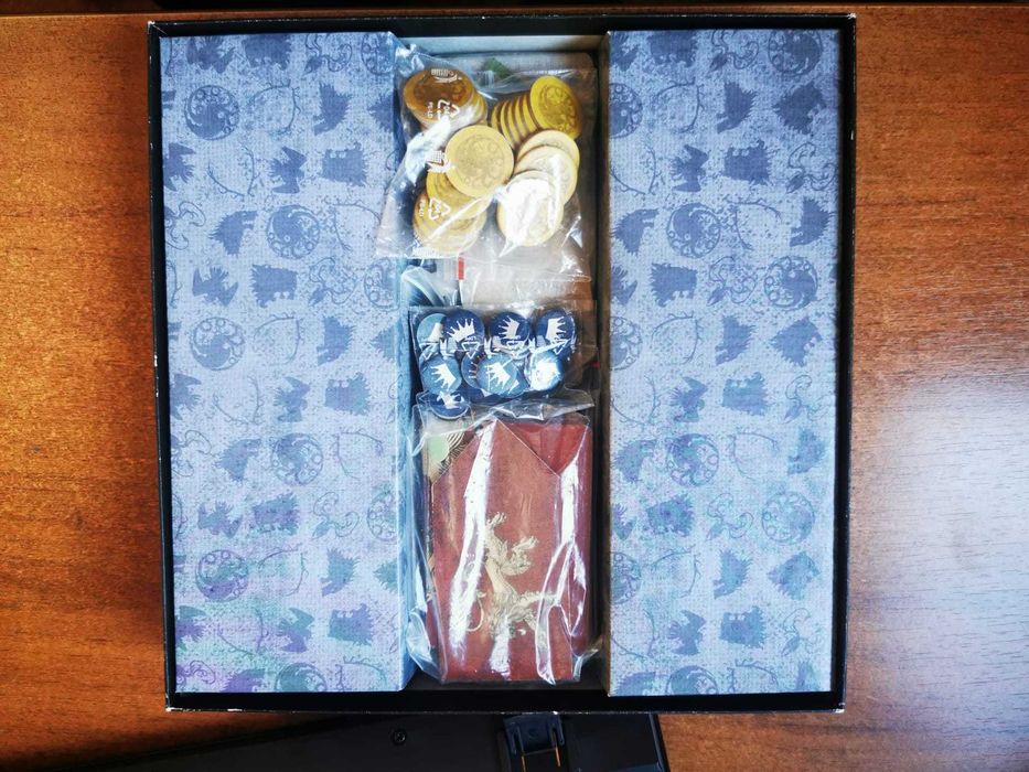 Game of Thrones - Urzeala Tronurilor - Ed HBO Jocul De Carti