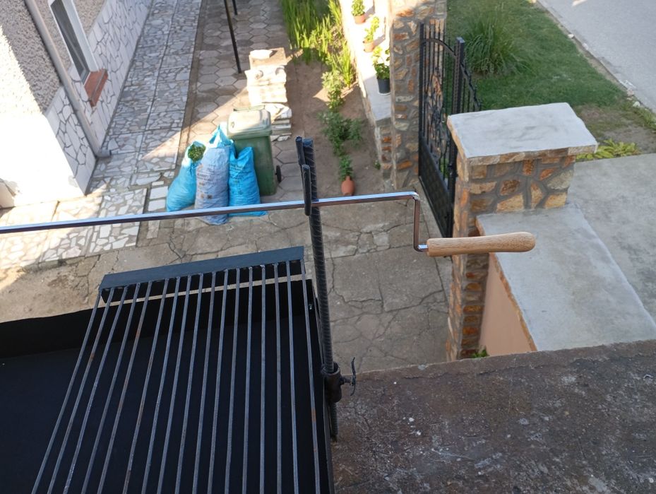 Чеверме грил скара