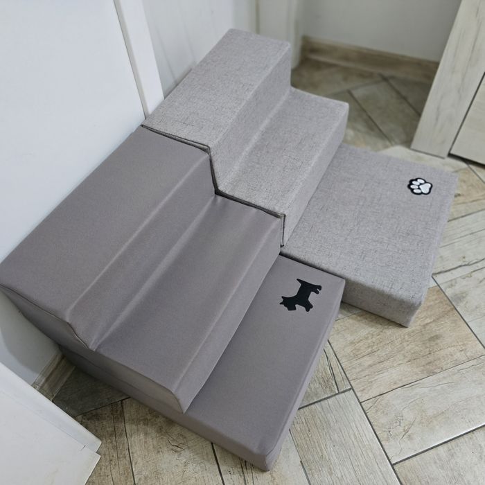 Продавам стълби за домашни любимци