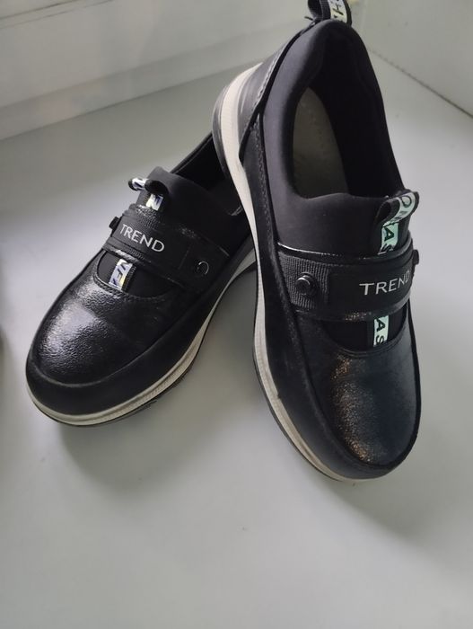 Школьная обувь в отличном состоянии