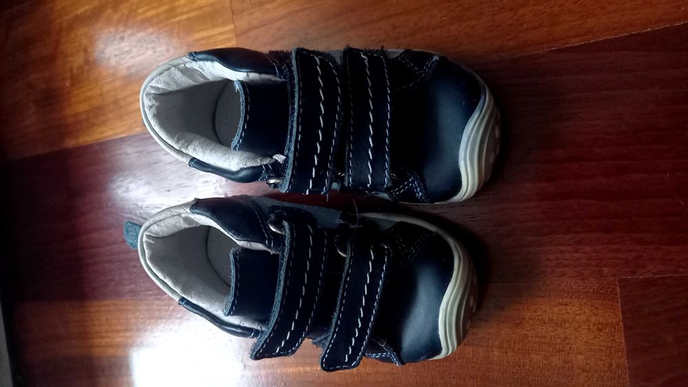 Pantofi / ghete ortopedice bebeluși