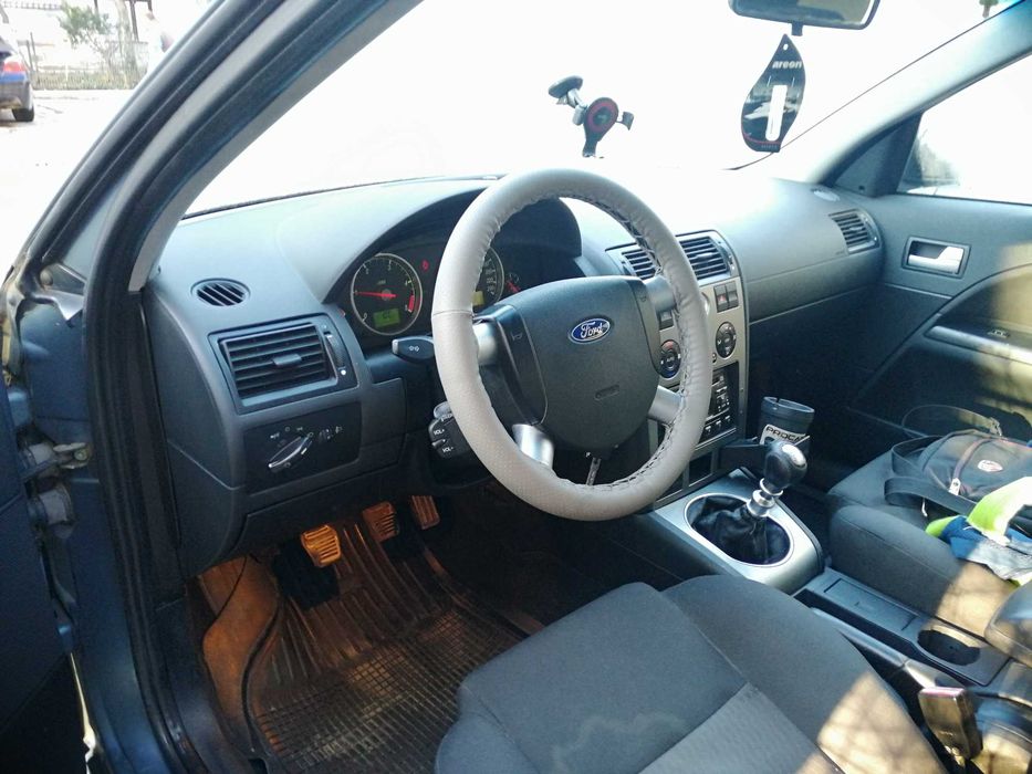 FORD Mondeo 2001 — imagine 4