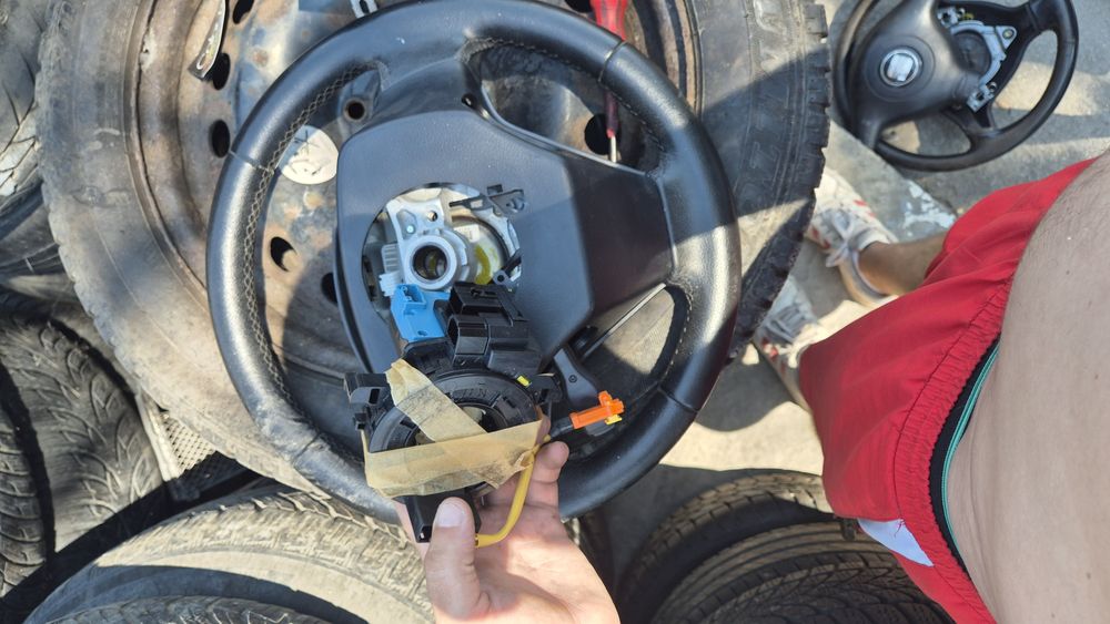 Оригинален Мулти волан за ТОЙОТА Авенс Т27 2008- 2012г