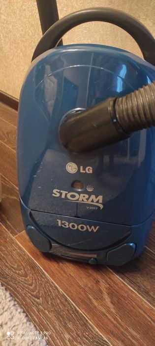 Продам Пылесос lg