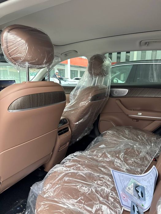 Leapmotor c11 restyling full position