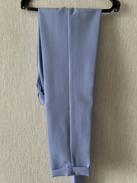 Продам костюм Женский