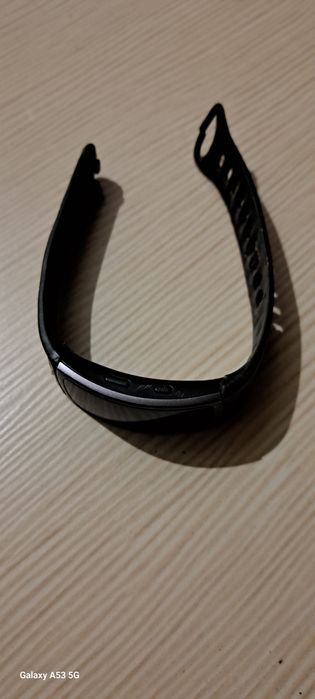 Donez brățară samsung  gear fit 2