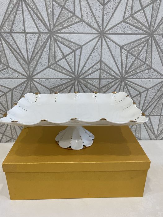Срочно продам холодницу с ножками 2шт в коробке