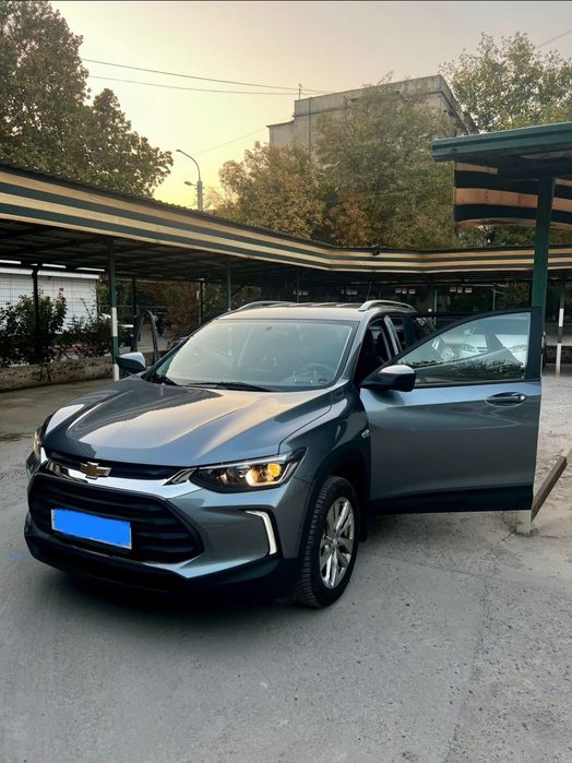 Tracker 2 sotiladi. Трекер 2 продаётся.