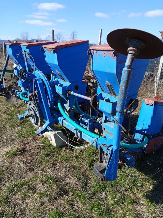 Vând semănătoare spc 4