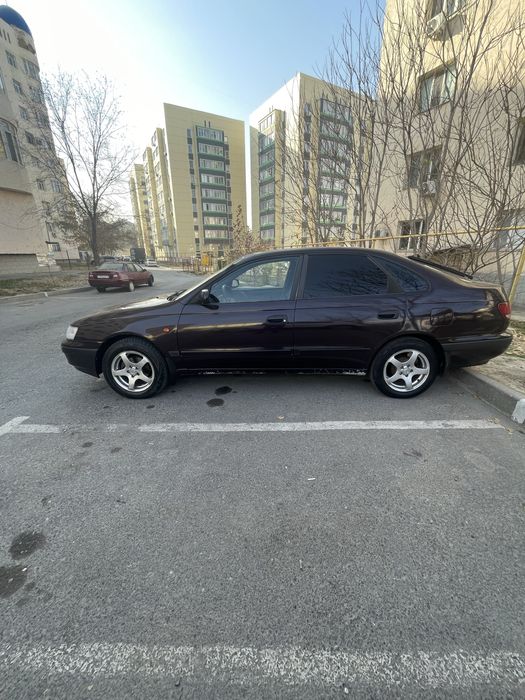 Тойота карина е 1993 год