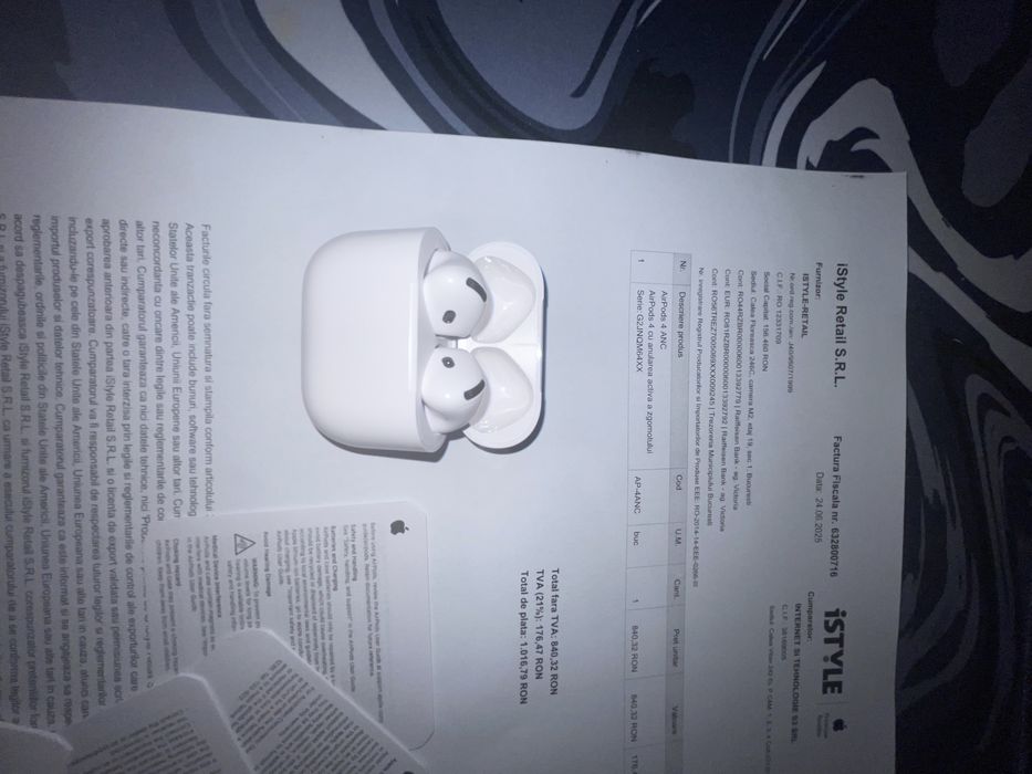 AirPods 4 Cu ANC (Noise cancelling)