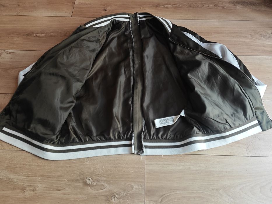 Geaca bomber Stradivarius Satin DAMA model floral L