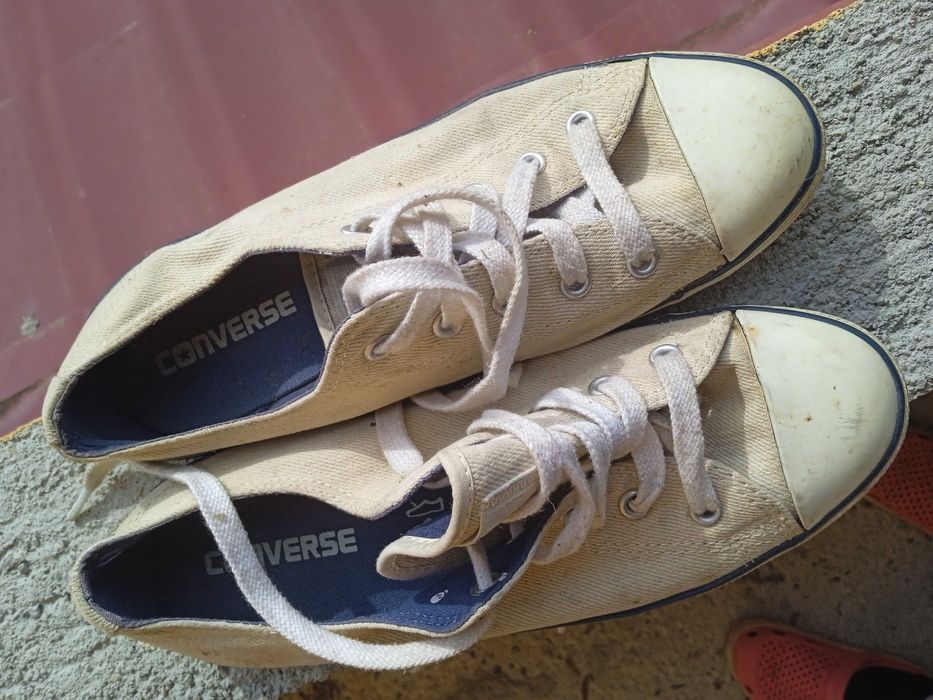 Vand tenisi converse