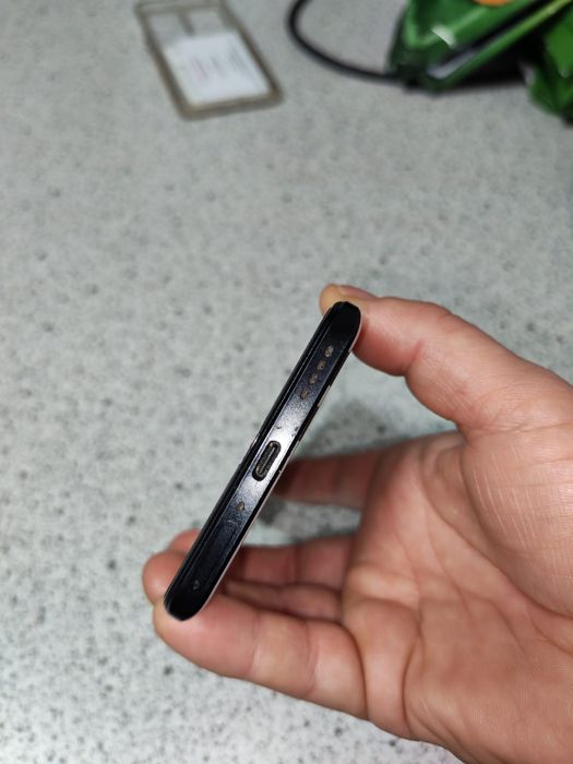 RealMe Gt Neo3 150 W