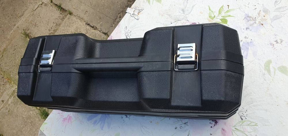 Vând Masina de taiat beton cu 5 discuri