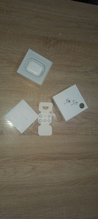 Продам AirPods Pro