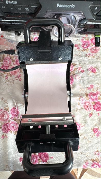 Presă termică pentru căni