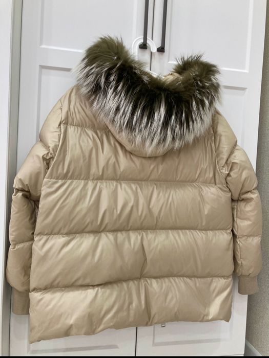 Куртка в отличном состоянии