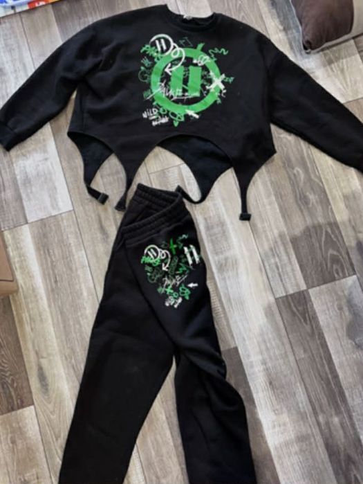 Спортен комплект Pause