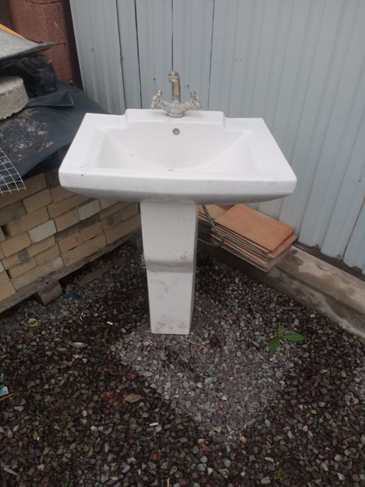 Продам рукомойник.