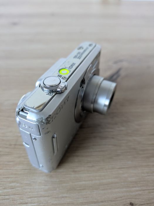 Sony Cybershot DSC-35 РЕТРО СНИМКИ стил Y2K (Year 2000)Дигитален Фотоапарат
