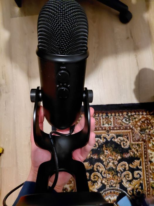 Microfon Logitech Blue Yeti