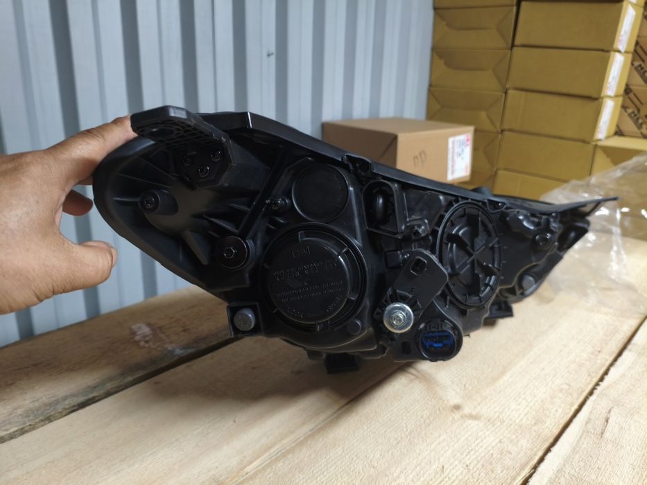 Фары передние Хундай Туксон/Hyudaii Tucson