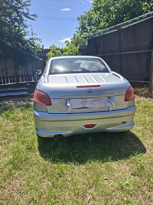 Vând Peugeot 206 cc