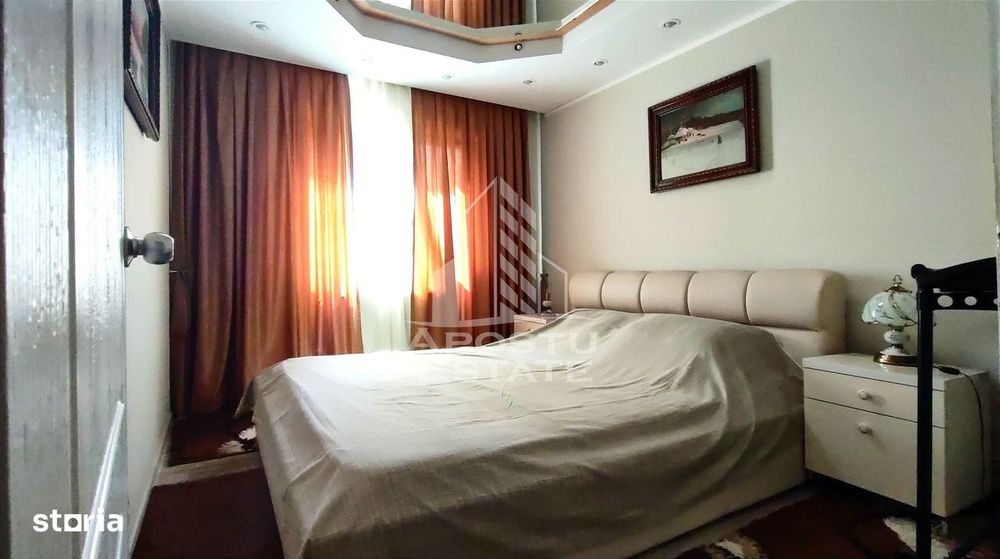 Apartament 4 camere, centrala proprie, zona Miorita