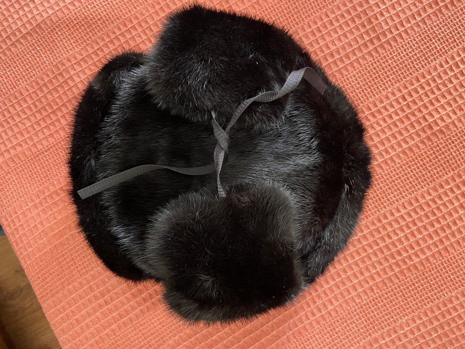 Продам 2 ушанки