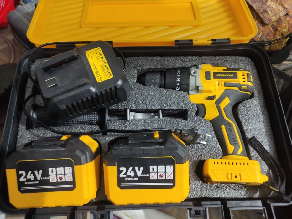 Продам шуруповёрт