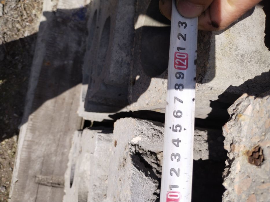 Продам плиты перекрытия размер 4,5 / 1,2