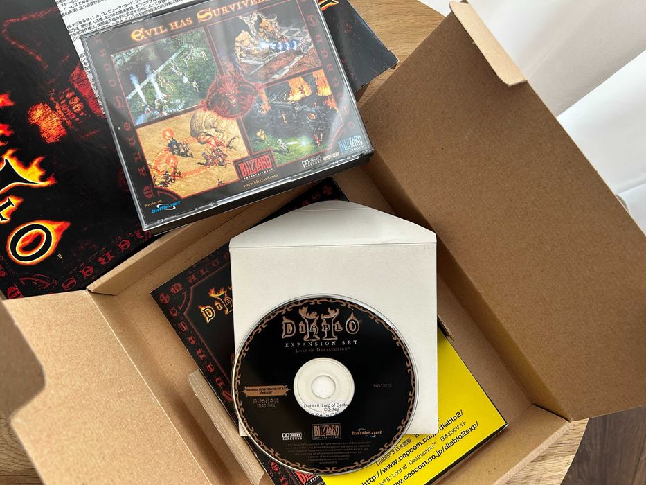 Diablo II PC Big Box - ediție japoneză de colecție, cu expansion și artbook