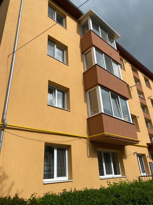 Vând apartament 2 camere Str Unirii