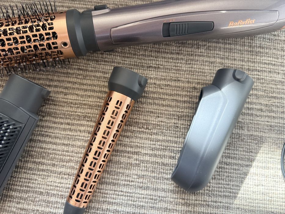 Perie cu aer cald BaByliss Air Style AS136E 1000W – 4 accesorii, cutie
