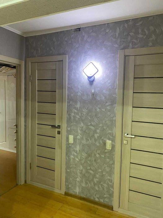 Продам 3х ком в 8 мкр 71кв.м
