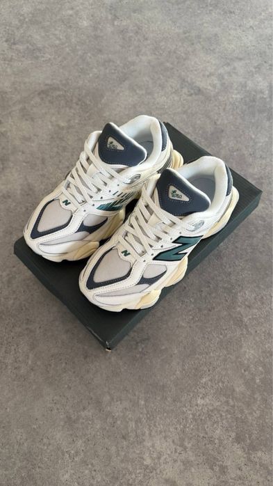 New Balance 9060 New Spruce