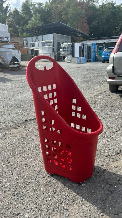 Кошница с три колела 45 литра