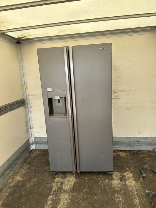 хладилник Samsung