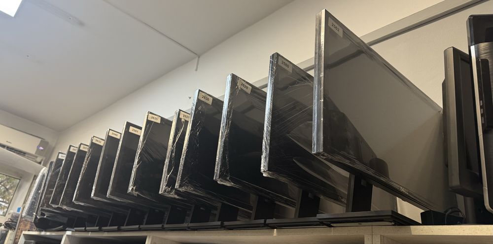Монитор Dell E2211H