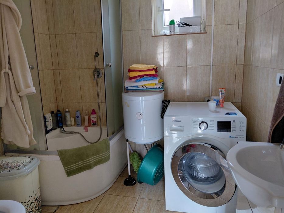 Casa cu teren de 1500 mp