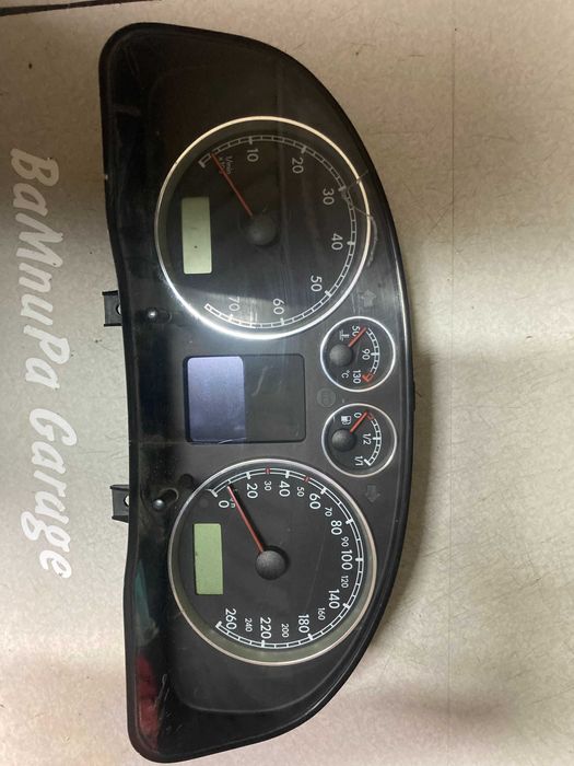 Табло с уреди километраж скоростомер Пасат б5.5 1.9тди халф фис