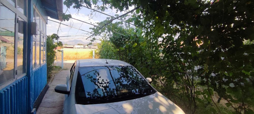 6 sotix Dacha sotiladi Parkent tumani soy boyida