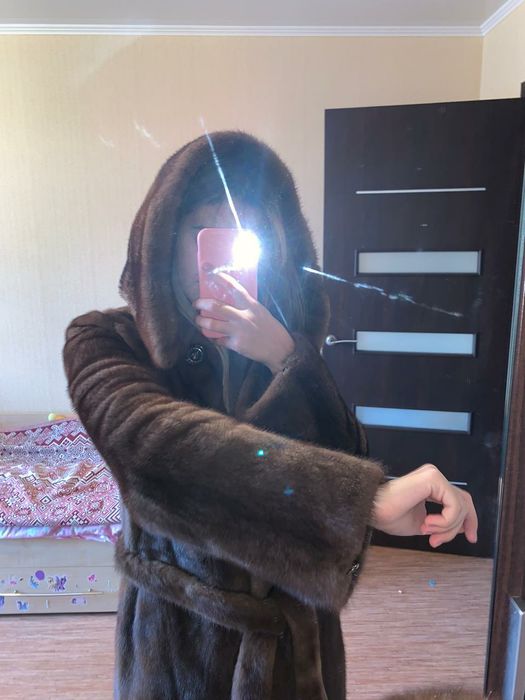 Шуба норковая цельная