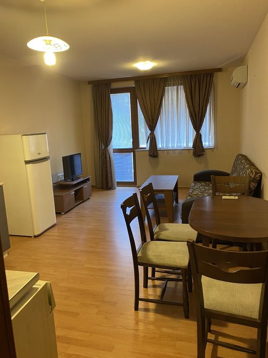 Дава се под наем Двустаен апартамент в Пловдив, Център - 65 кв.м за 408 € - Снимка #1