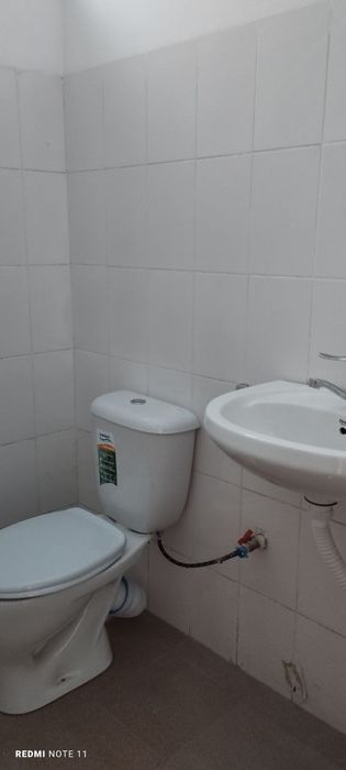 Ховлида хоналар ижарага берлади срочно