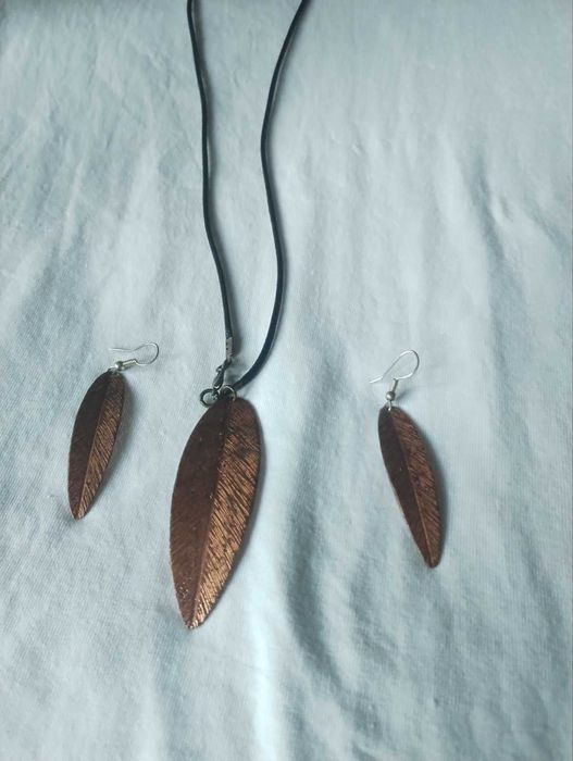 Комплект колие и обеци от мед